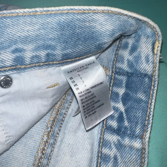 American Eagle shorts - Picture 2 of 3